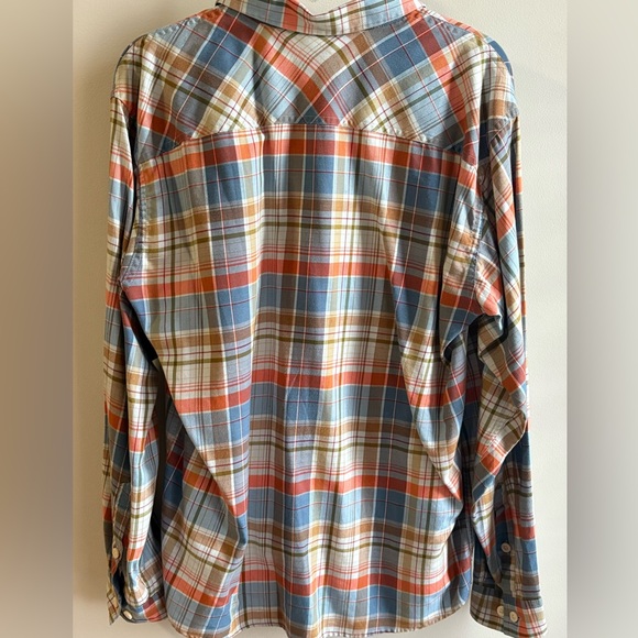 Patagonia Men's Medium Casual Button Down Shirts - Bundle of 2 Organic cotton - Picture 8 of 13